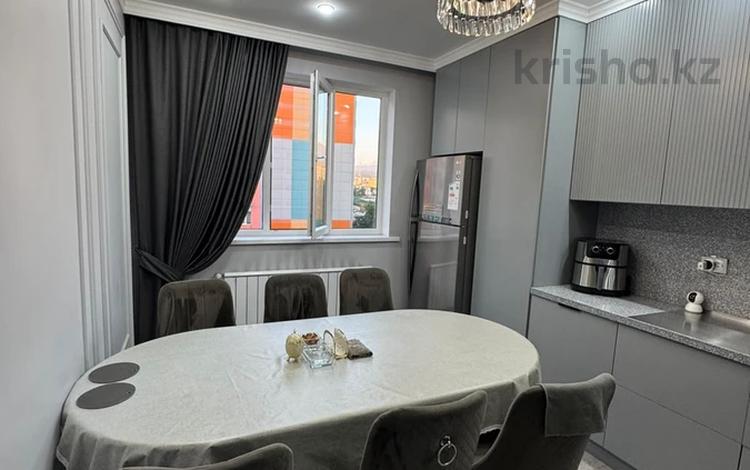 3-бөлмелі пәтер · 85 м² · 6/12 қабат, Сатпаева 90 — Туркебаева, бағасы: 73 млн ₸ в Алматы, Бостандыкский р-н — фото 2