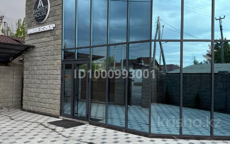 1-комнатная квартира · 40 м² · 1/2 этаж, Акын сара 232 — Сланова за 17 000 〒 в Талдыкоргане — фото 2