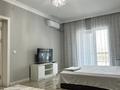 1-бөлмелі пәтер, 60 м², 6/14 қабат тәулігіне, Нурсат 2 29/4 1 корпус — Аргынбекова-Еримбетова (Рахима Плаза), бағасы: 15 000 〒 в Шымкенте, Каратауский р-н — фото 3