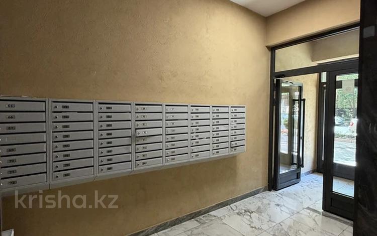 2-бөлмелі пәтер · 50 м² · 4/9 қабат, Мкрн Думан-2 57, бағасы: ~ 42 млн ₸ в Алматы, Медеуский р-н — фото 12