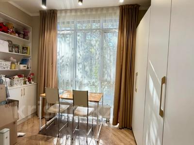 2-бөлмелі пәтер · 50 м² · 4/9 қабат, Мкрн Думан-2 57, бағасы: 40.9 млн ₸ в Алматы, Медеуский р-н