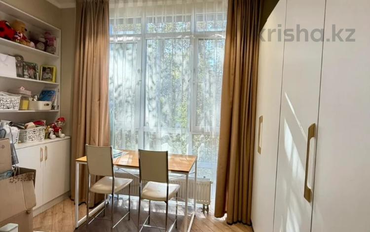 2-бөлмелі пәтер · 50 м² · 4/9 қабат, Мкрн Думан-2 57, бағасы: 40.9 млн ₸ в Алматы, Медеуский р-н — фото 30