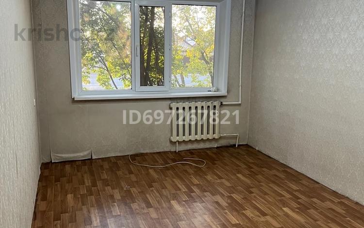 2-комнатная квартира, 45 м², 1/5 этаж помесячно, Майкудук, 16й микрорайон 49