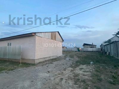 Часть дома · 3 комнаты · 70 м² · 6 сот., Нуратакент за 16 млн ₸ в 