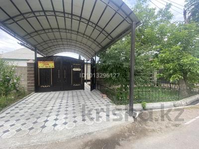 Жеке үй · 4 бөлме · 120 м² · , Сулейменова 161а — Напротив мечети Кулбай-Баба, бағасы: 45 млн ₸ в Таразе