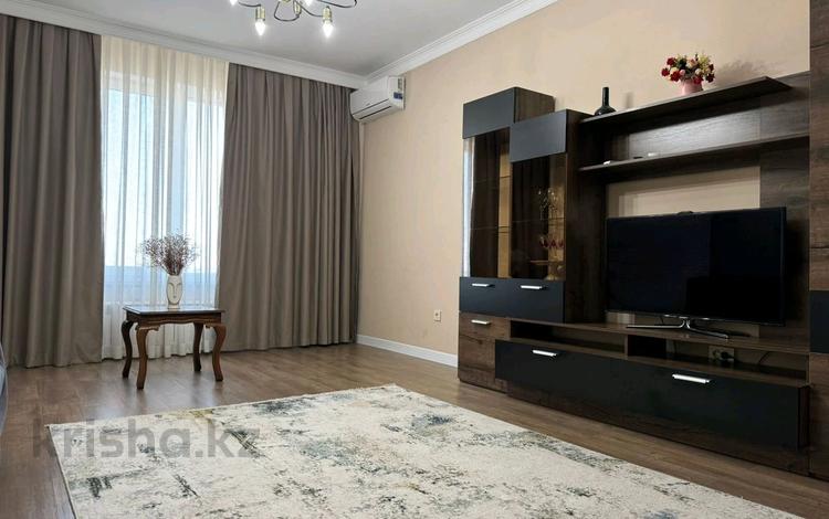 2-комнатная квартира · 72 м² · 8/9 этаж, мкр Нурсая за 20 000 〒 в Атырау — фото 28