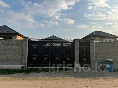 Отдельный дом · 4 комнаты · 99 м² · 6 сот., мкр Теректы, КАЗМИС АКХ Ақжал 70 за 50 млн 〒 в Алматы, Алатауский р-н