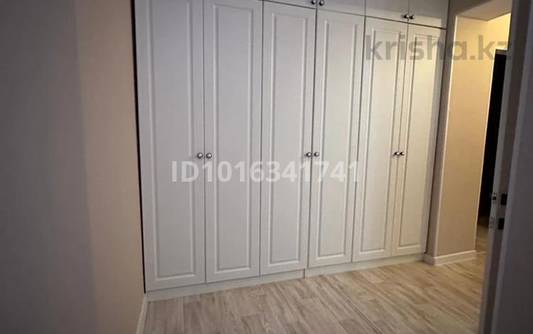 1-комнатная квартира · 45 м² · 3/5 этаж, мкр. Алтын орда, Халел Досмухамбет ұлы за 160 000 ₸ в Актобе — фото 2