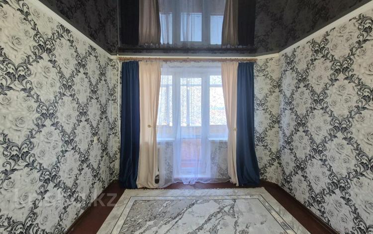 2-комнатная квартира · 43 м² · 2/5 этаж, ул. Абая за 7.8 млн ₸ в Темиртау — фото 12
