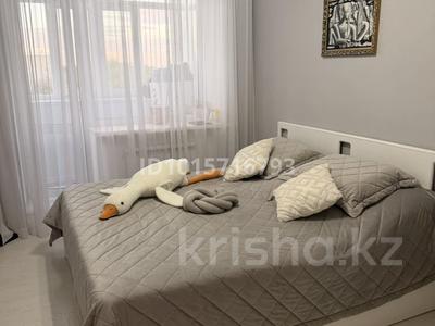 3-бөлмелі пәтер · 61 м² · 5/5 қабат, Михайловка ш/а., Аманжолова 17, бағасы: 35 млн ₸ в Караганде, Казыбек би р-н