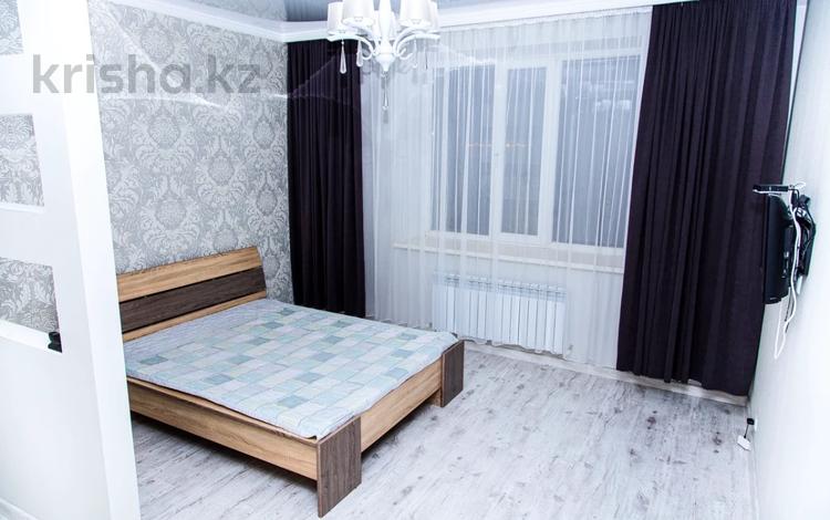 1-комнатная квартира, 45 м², 4 этаж посуточно, Абикена Бектурова 3 за 7 000 〒 в Астане, Есильский р-н — фото 33