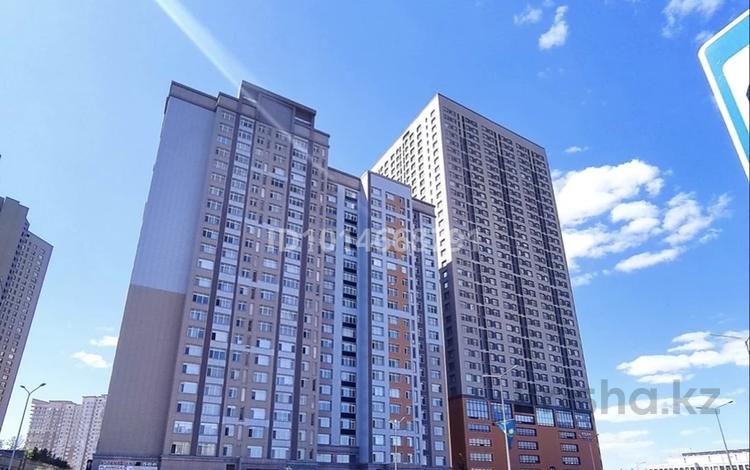3-комнатная квартира · 100 м² · 20/22 этаж, Кошкарбаев 10 E-2 — Кошкарбаева-Тауелсиздик за 700 000 ₸ в Астане, Алматы р-н — фото 2