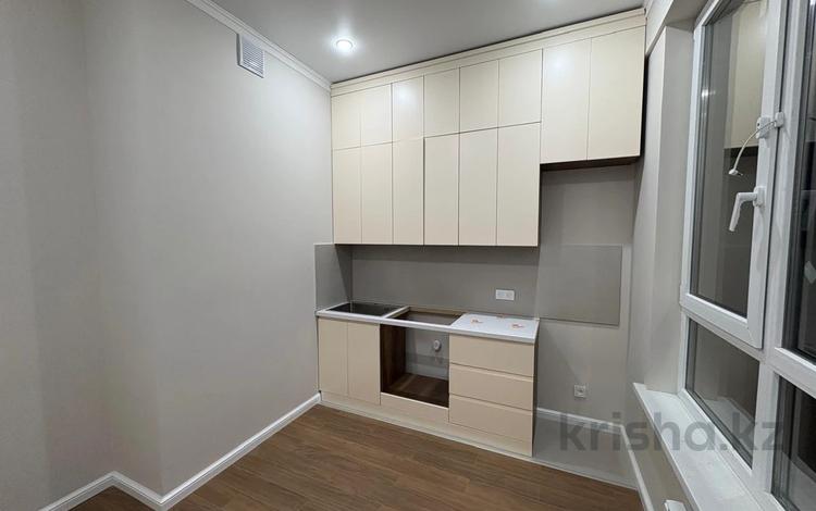 1-комнатная квартира · 45 м² · 10/18 этаж, Утеген батыра 11г за 300 000 ₸ в Алматы, Ауэзовский р-н — фото 2