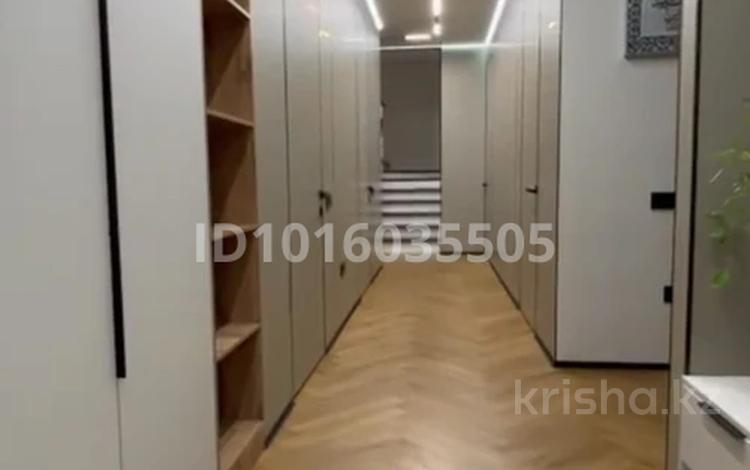 5-комнатная квартира · 180 м² · 8/9 этаж, Кокжал Барака 19/1 блок 2 за 125 млн ₸ в Усть-Каменогорске, Ульбинский — фото 2