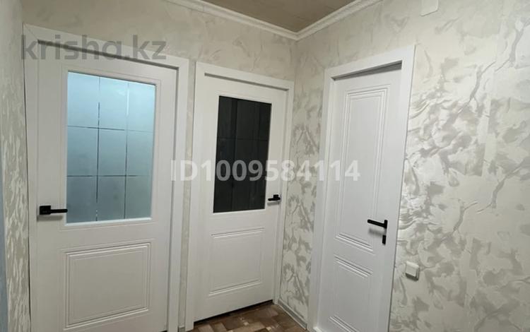 2-бөлмелі пәтер · 52 м² · 4/9 қабат, 26-й мкр 45, бағасы: 12.5 млн ₸ в Актау — фото 2