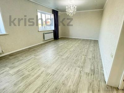 Отдельный дом · 6 комнат · 201 м² · 8.4 сот., Асан 30 — Рабочая за 42 млн 〒 в Уральске