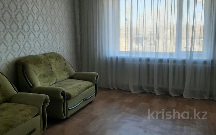 1-комнатная квартира · 39 м² · 6/6 этаж, Михаэлиса 21 — 11-ая школа,20-ая школа,ТД Аружан за 14.4 млн ₸ в Усть-Каменогорске — фото 2