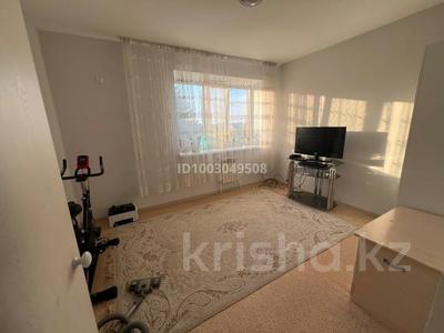 2-комнатная квартира · 60 м² · 3/9 этаж, Гагарина 1 за 130 000 〒 в Уральске