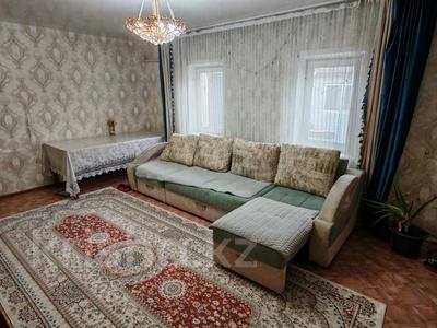 Отдельный дом · 4 комнаты · 100 м² · 6 сот., Репина — Жайя Муссы, центральное отопление за 43 млн 〒 в Павлодаре