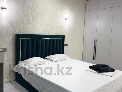 3-бөлмелі пәтер · 90 м² · 13/13 қабат, Просп. Назарбаева 28 — Райымбек.Метро.Саяхат.Цум.Арбат, бағасы: 30 000 ₸ в Алматы, Жетысуский р-н