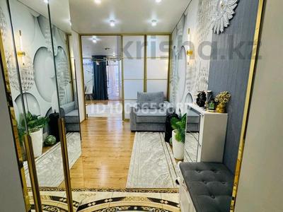 2-бөлмелі пәтер · 78 м² · 10/12 қабат, Казыбек Би 9/1 — Золотой квадрат, бағасы: 42.9 млн ₸ в Усть-Каменогорске