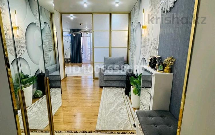 2-комнатная квартира · 78 м² · 10/12 этаж, Казыбек Би 9/1 — Золотой квадрат за 45.6 млн ₸ в Усть-Каменогорске — фото 89
