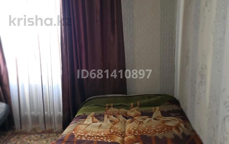 3-бөлмелі пәтер · 67 м² · 3/3 қабат, Мирная 14а, бағасы: 10 млн ₸ в Караганде, Алихана Бокейханова р-н — фото 2