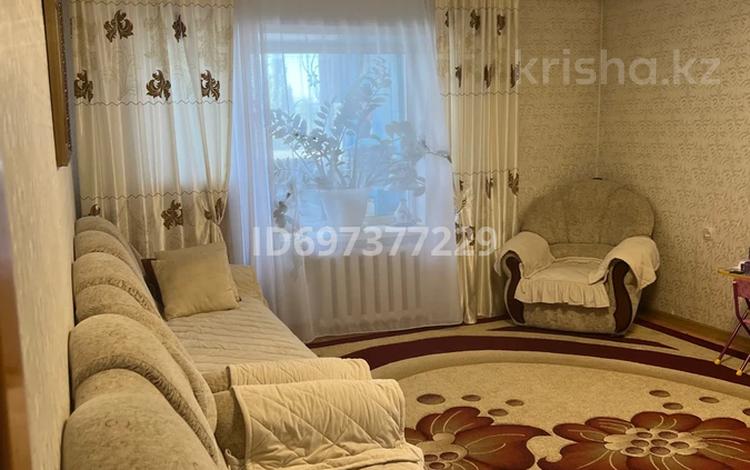 4-комнатная квартира · 90 м² · 4/5 этаж, Толстого — Толстого- Кутузова за 31 млн ₸ в Павлодаре — фото 2