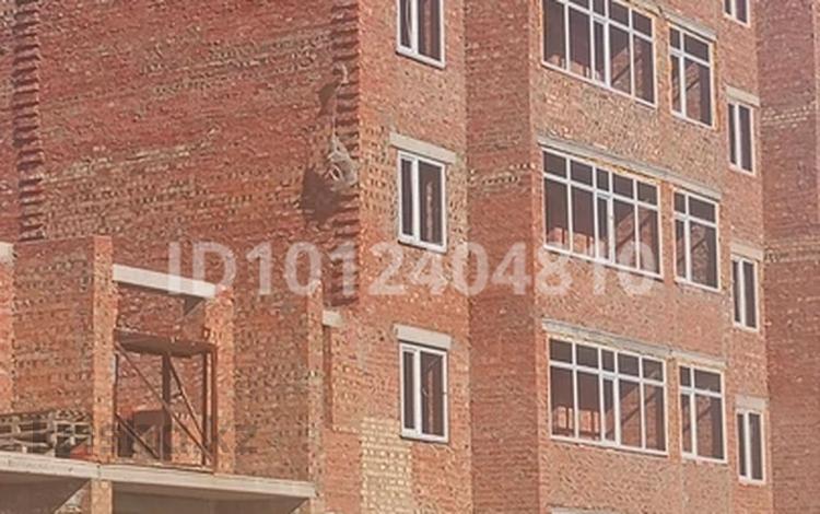 1-бөлмелі пәтер · 28.4 м² · 1/5 қабат, мкр Уркер Е-1, бағасы: 7 млн ₸ в Астане, Нура р-н — фото 2