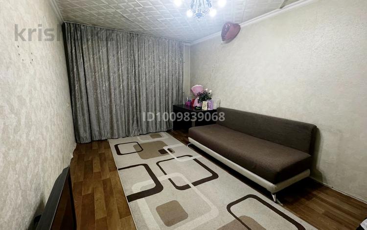 2-комнатная квартира · 44 м² · 1/5 этаж, Штурманская — Старый Аэропорт за 13 млн 〒 в Караганде, Казыбек би р-н — фото 2