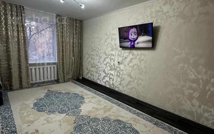 3-комнатная квартира · 68 м² · 3/9 этаж, 70 квартал 5 — Республики за 15.5 млн ₸ в Темиртау — фото 2