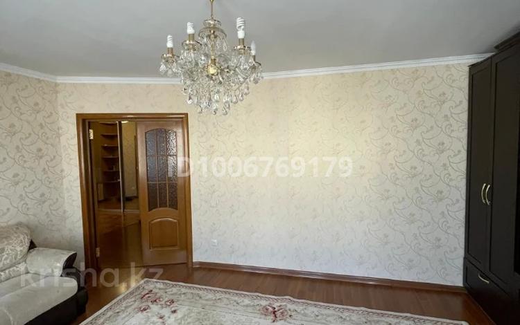 2-бөлмелі пәтер · 64 м² · 8/9 қабат, пр. Женіс, бағасы: 28 млн ₸ в Астане, Сарыарка р-н — фото 2