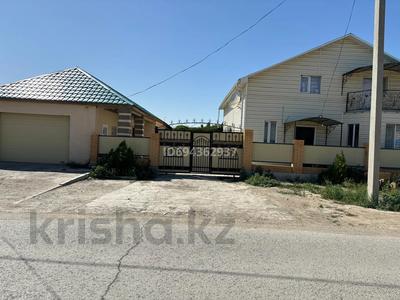Продажа домов и дачи в Атырауской обл.: Отдельный дом · 6 комнат · 240 м² · 10 сот., мкр Атырау, Серпер 9 за 35 млн 〒 Отдельный дом · 6 комнат · 240 м² · 10 сот., мкр Атырау, Серпер 9 за 35 млн 〒