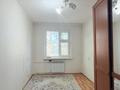 2-комнатная квартира · 45.1 м² · 2/5 этаж, мкр Строитель, Абулхайырхана 46 — Пересечение Оракбаева за 16 млн ₸ в Уральске — фото 3