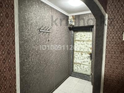 2-комнатная квартира · 40 м² · 1/4 этаж, Колбасшы койгельды 163 за 80 000 〒 в Таразе