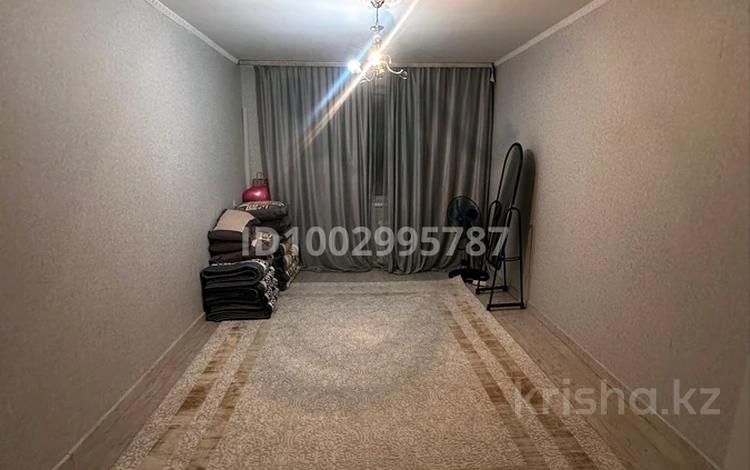 2-комнатная квартира · 45 м² · 4/5 этаж, Толе би 10 — Арбат за 13.5 млн 〒 в Таразе — фото 2