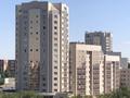 2-комнатная квартира, 75.4 м², 3/16 этаж, мкр Юго-Восток, Республики 42 за 44 млн 〒 в Караганде, Казыбек би р-н