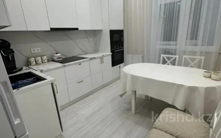 2-бөлмелі пәтер · 64 м² · 8/15 қабат, Толе би 25, 25А, 14, 14/1, 12, 12/2, 12/1, бағасы: ~ 45.6 млн ₸ в Астане, Есильский р-н — фото 2