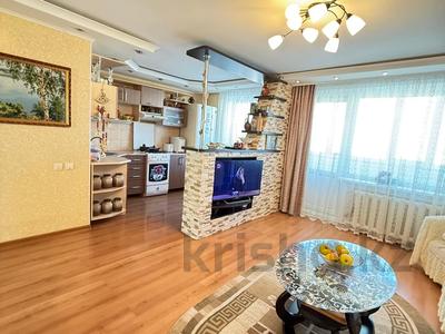 3-комнатная квартира · 63.3 м² · 5/5 этаж, Боровская 109 за 20 млн 〒 в Щучинске