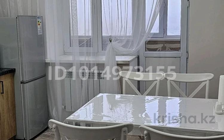 1-комнатная квартира · 47 м² · 7/9 этаж, мкр. Алтын орда, Алии Молдагуловой 56Е — ОблГАИ за 170 000 ₸ в Актобе — фото 2