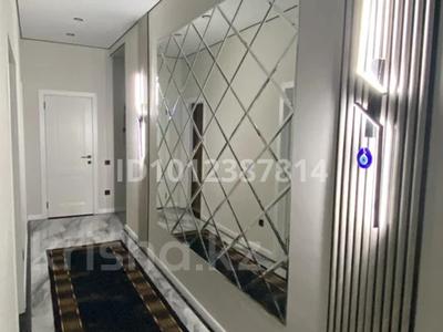 3-комнатная квартира · 100 м² · 3/9 этаж, Кабанбай батыр 57/2 за 75 млн ₸ в Астане, Нура р-н