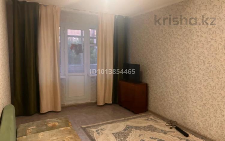 1-комнатная квартира · 30 м² · 3/5 этаж, мкр 5 77 — Молодежка за 130 000 ₸ в Актобе — фото 2