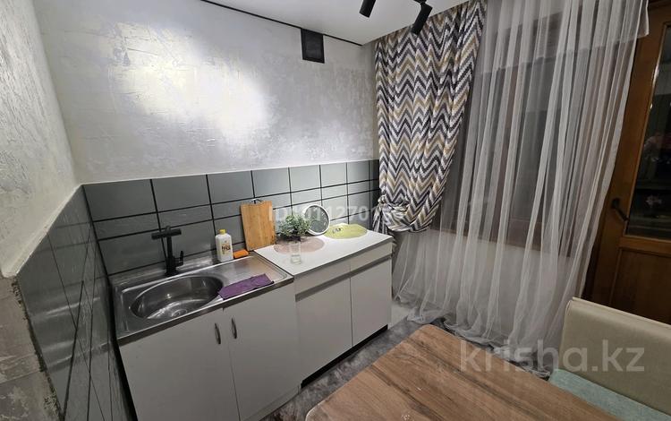 3-комнатная квартира · 86 м² · 3/5 этаж, Жусупа 77 за 35 000 ₸ в Экибастузе — фото 2