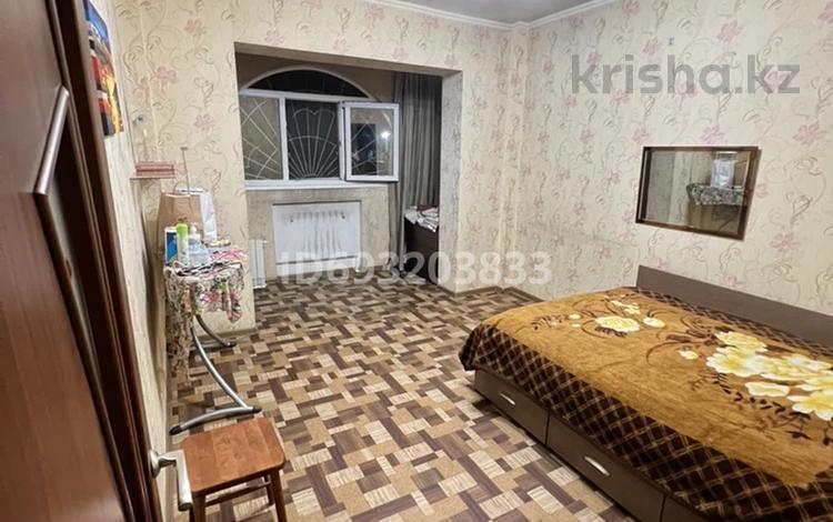 1-комнатная квартира, 36 м², 2/5 этаж, мкр Аксай-3А 48 за 21.5 млн 〒 в Алматы, Ауэзовский р-н — фото 16