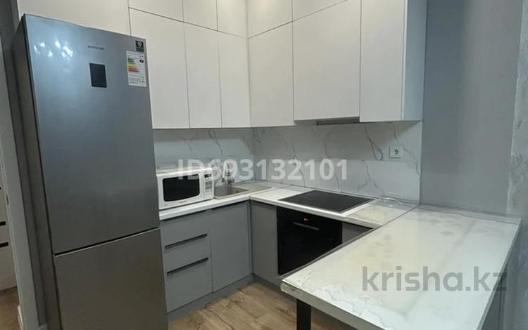 2-комнатная квартира, 45 м², 6/9 этаж помесячно, Улы Дала 33/1 — Улы Дала/Туран за 220 000 〒 в Астане, Есильский р-н — фото 2