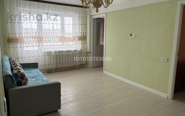 3-комнатная квартира · 50.4 м² · 5/5 этаж, Мухамеджанова 24 за 10 млн 〒 в Балхаше — фото 2