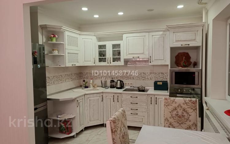 2-комнатная квартира · 62 м² · 5/12 этаж, мкр Самал-1 18 — Возле Достык Плазы за 500 000 ₸ в Алматы, Медеуский р-н — фото 4