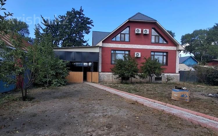 Жеке үй · 4 бөлме · 290 м² · 8 жүзд., Балпык би 125, бағасы: 65 млн ₸ в Талдыкоргане — фото 2