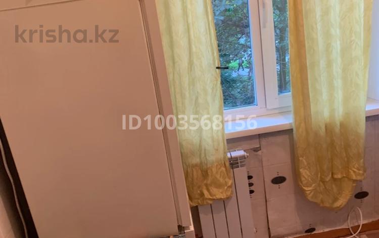 1-комнатная квартира · 30 м² · 3/5 этаж, Бурова 8 — Перекресток кабанбай батыра х бурова напротив маг.Волна за 120 000 ₸ в Усть-Каменогорске — фото 2
