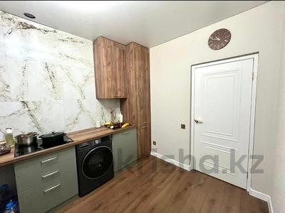 3-бөлмелі пәтер · 71 м² · 1/10 қабат, Пр. Есенберлина 66, бағасы: 42.9 млн ₸ в Усть-Каменогорске
